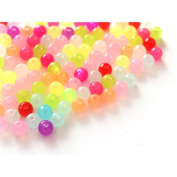 100 perles en plastique rondes 6 mm - multicolores