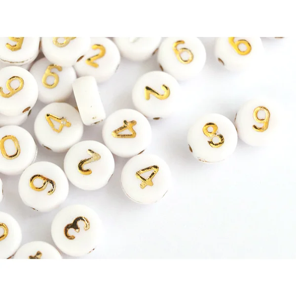 200 perles rondes en plastique - chiffres - blanches et dorées