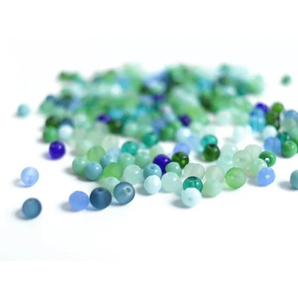 20 g de perles rondes en verre 4 mm - tons verts