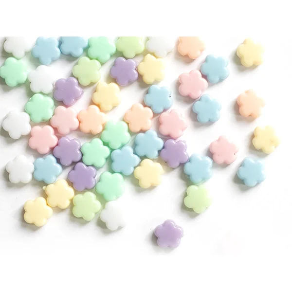 50 perles en plastique - Fleurs simples - couleurs pastel - 9 mm