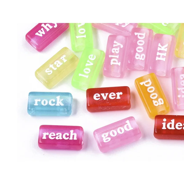 50 perles en plastique - mots flashy multicolore