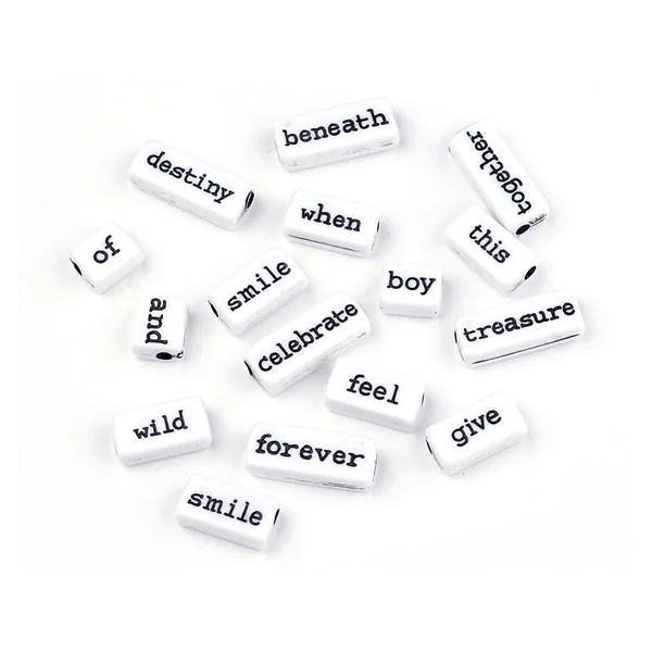 50 perles en plastique - mots - noir et blanc
