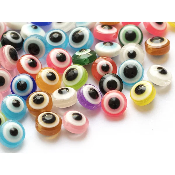 50 perles en plastiques - œil porte bonheur - multicolore - 8mm