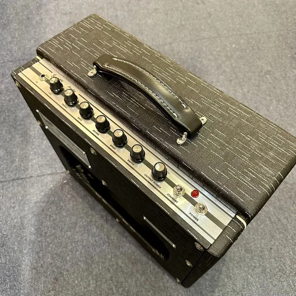 Ampli Supro Amulet 110