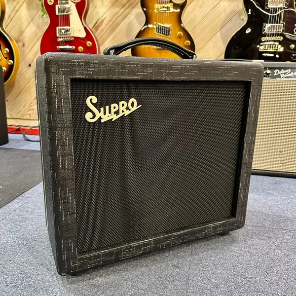 Ampli Supro Amulet 110