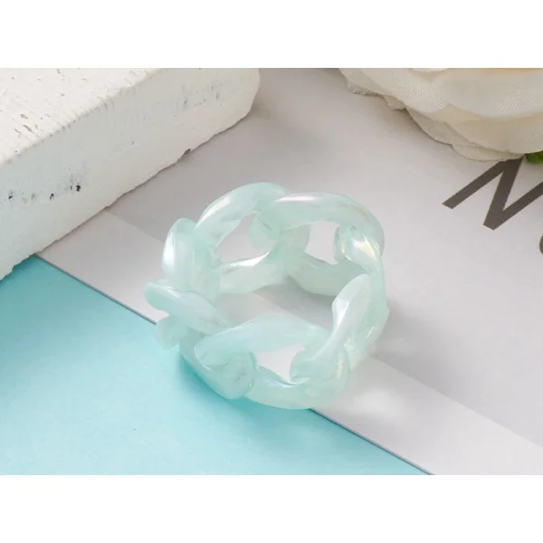Bague chaîne en acrylique transparente - Turquoise pâle