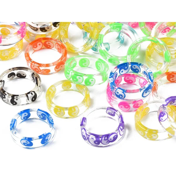 Bague en résine transparente - Yin Yang - Couleur aléatoire