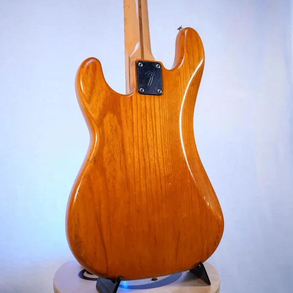 Basse Fender Precision 1979
