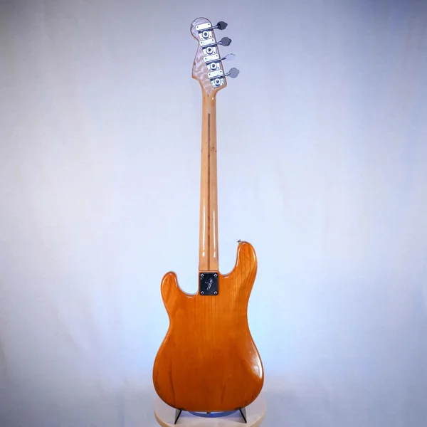 Basse Fender Precision 1979