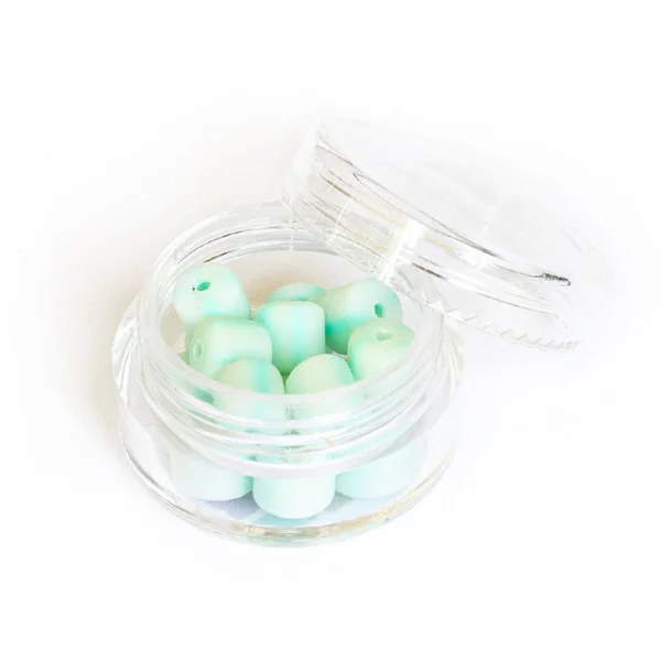 Boite de perles tubes Heishi 6 mm - bleu pâle