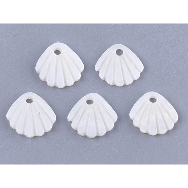 Breloque coquillage en nacre