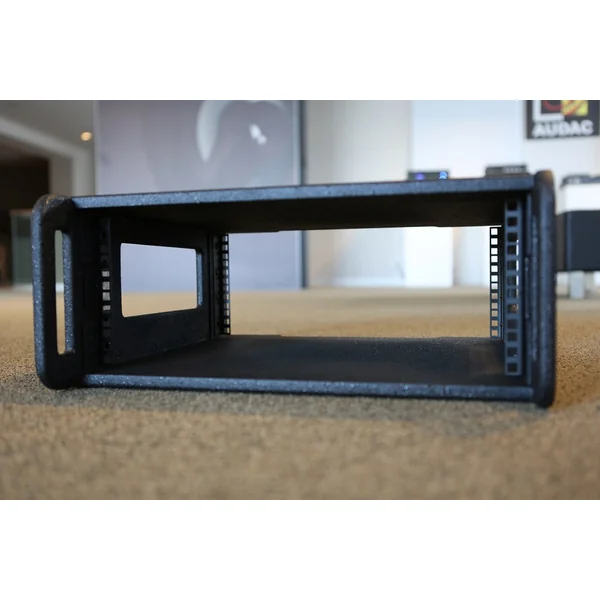 Caymon flightcase 19" insert rack 2 unit