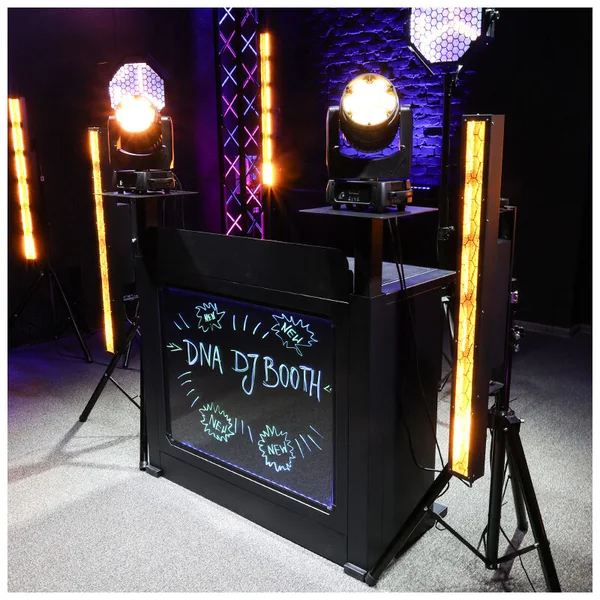 DNA DJ BOOTH TOWERS BK