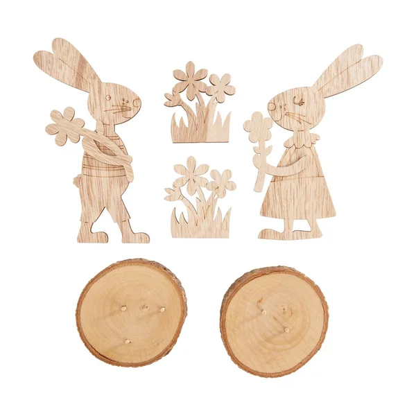 Décorations à emboîter en bois sur rondelle d'écorce VBS « Lapins Bugs et Bea »