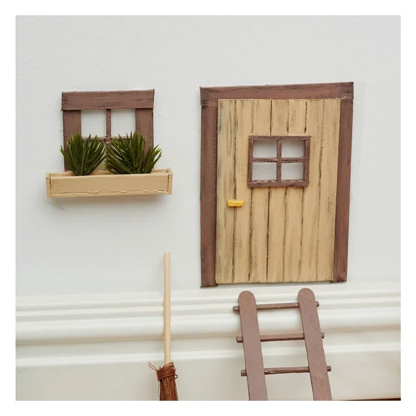 Fenêtre carrée miniature « Grande profondeur »