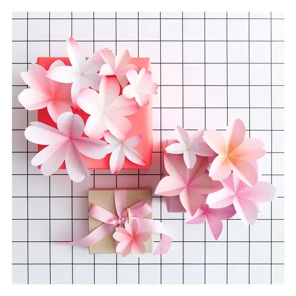 Fleurs en papier