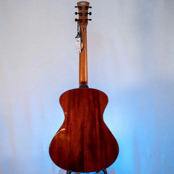 Guitare Andrew White EOS acajou