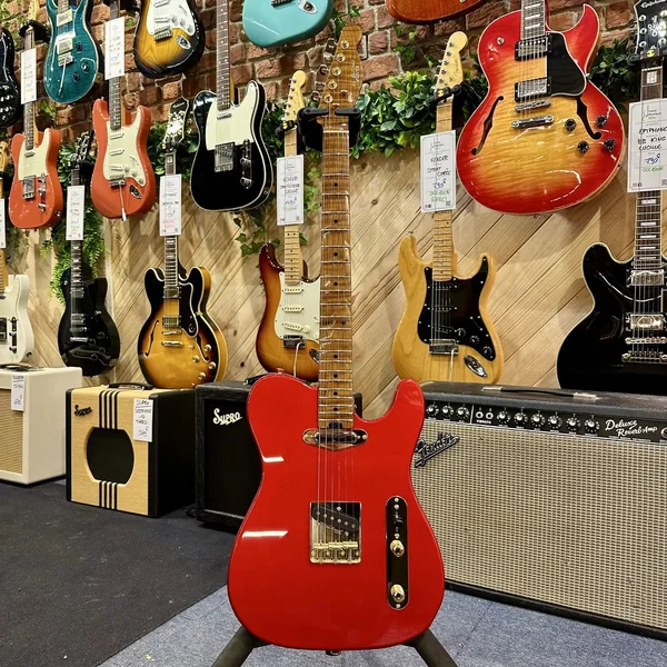 Guitare BJ Guitars Custom Telecaster Candy Red