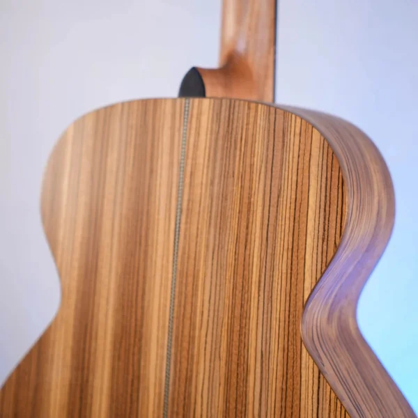 Guitare Dowina Marus GA