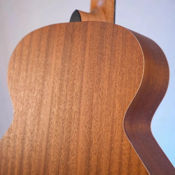 Guitare Dowina Puella GA