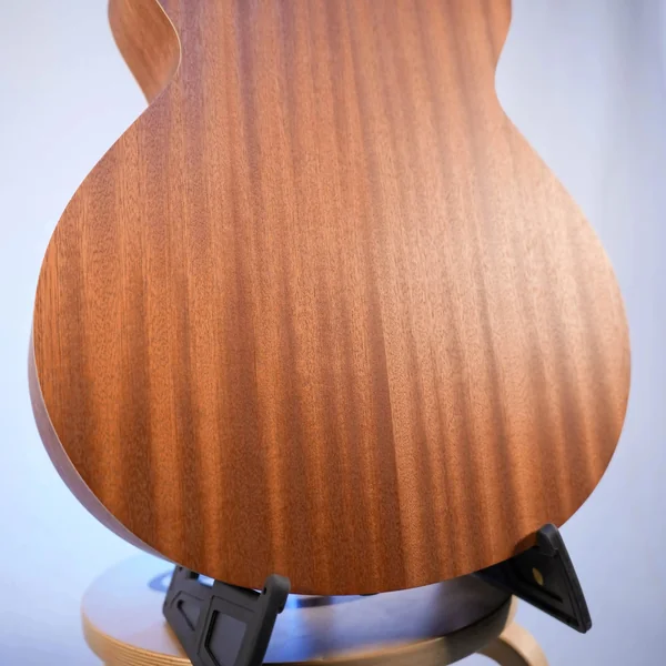 Guitare Dowina Puella GACE