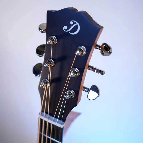 Guitare Dowina Rustica GA