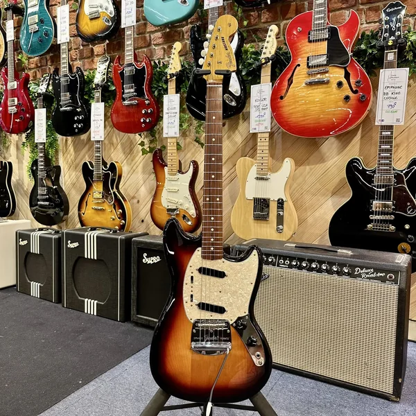 Guitare Fender Mustang Vintera 60'