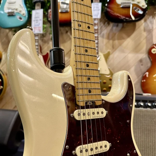 Guitare Fender Stratocaster American Elite HSS