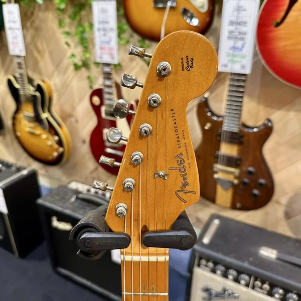 Guitare Fender Stratocaster American Vintage 57