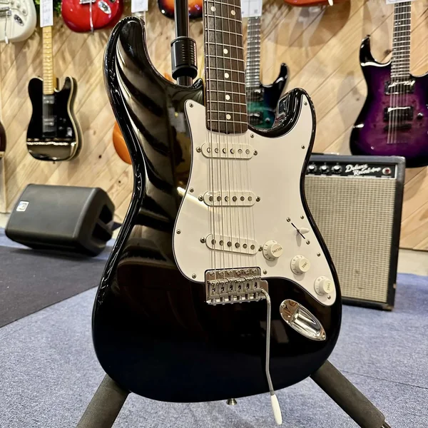 Guitare Fender Stratocaster Japan RI62