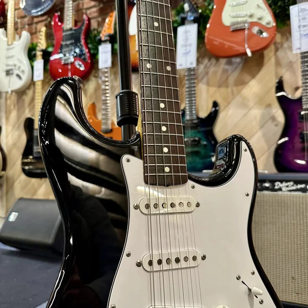 Guitare Fender Stratocaster Japan RI62