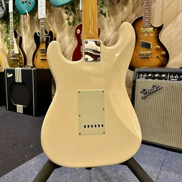 Guitare Fender Stratocaster Japan RI62