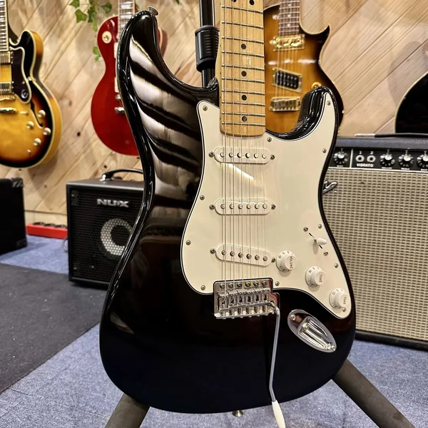 Guitare Fender Stratocaster Std Mexico