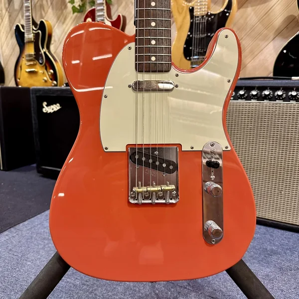 Guitare Fender Telecaster Japan Traditional II Fiesta Red