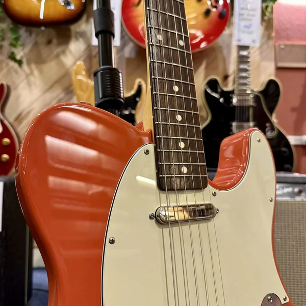 Guitare Fender Telecaster Japan Traditional II Fiesta Red