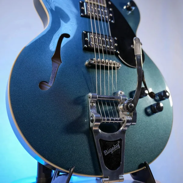 Guitare Gretsch Streamliner G2622T
