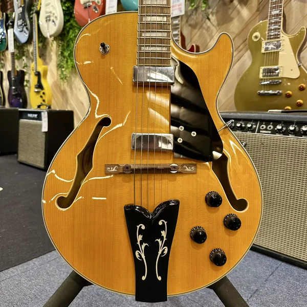 Guitare Ibanez GB10EM George Benson