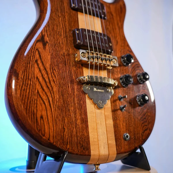 Guitare Ibanez Musician MC300 Japon