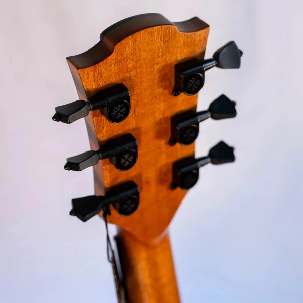 Guitare Lag Tramontane T88A