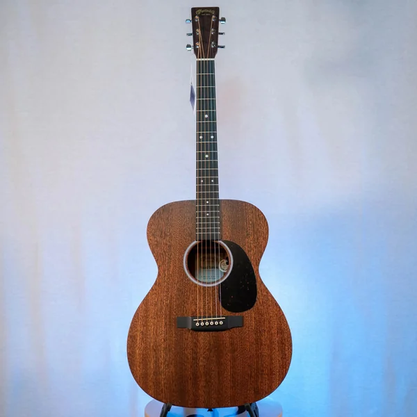 Guitare Martin 000-10E