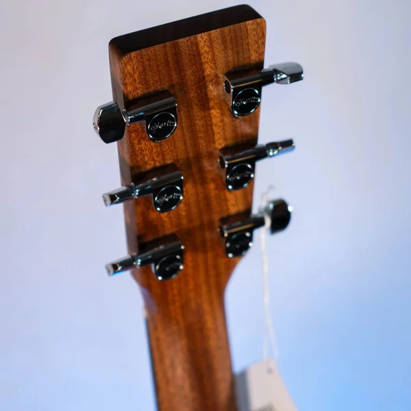 Guitare Martin 000-10E