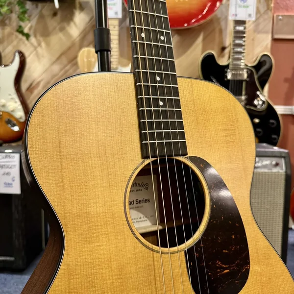 Guitare Martin 000-10E Retro