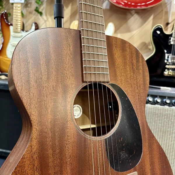 Guitare Martin 000-15E