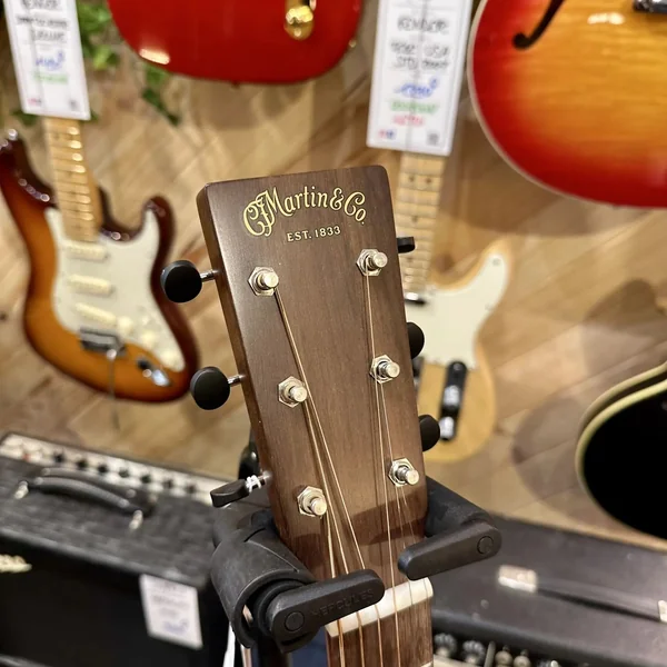 Guitare Martin 000-15E