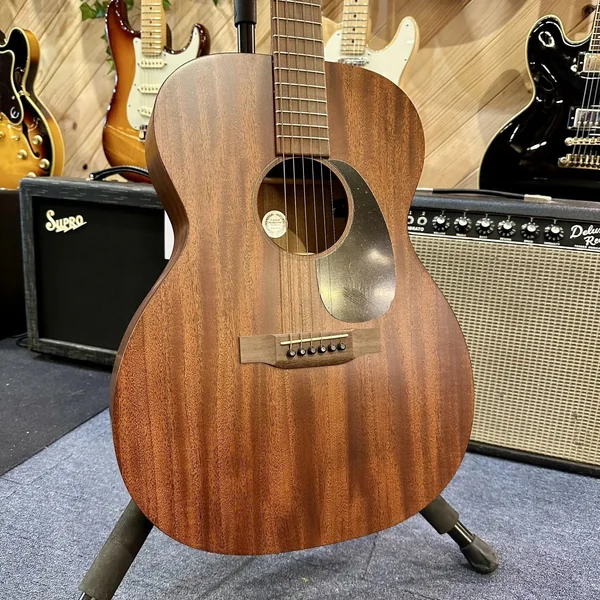 Guitare Martin 000-15E