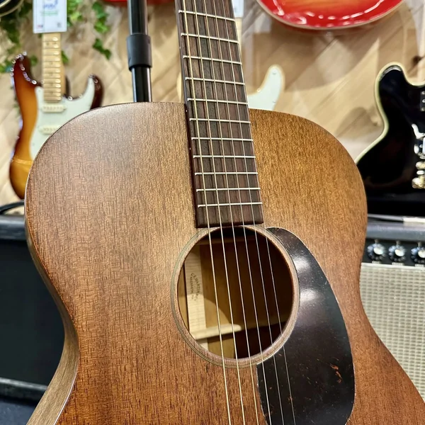 Guitare Martin 000-15M