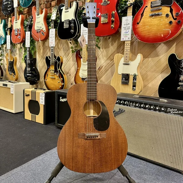 Guitare Martin 000-15M