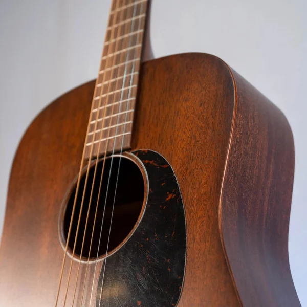 Guitare Martin D-15M
