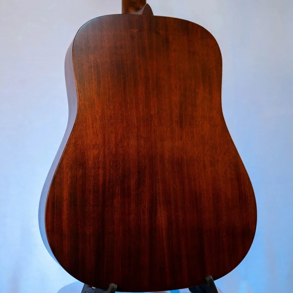 Guitare Martin D-15M