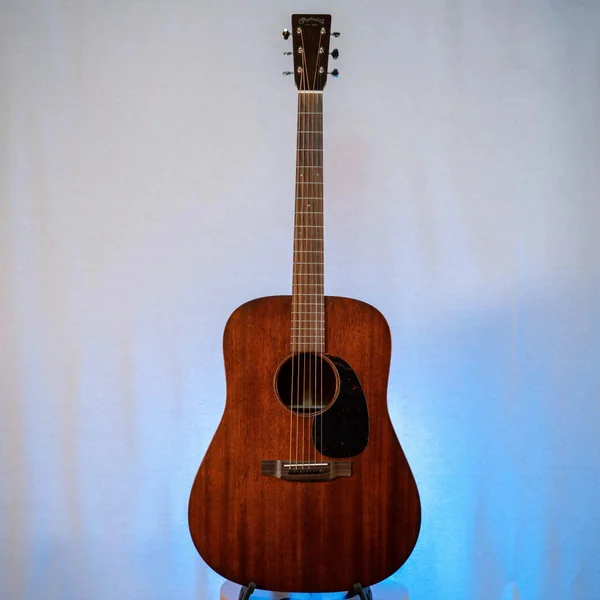 Guitare Martin D-15M